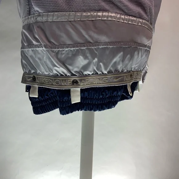 Nike Snowboarding Shell (NWT) - Picture 10 of 12